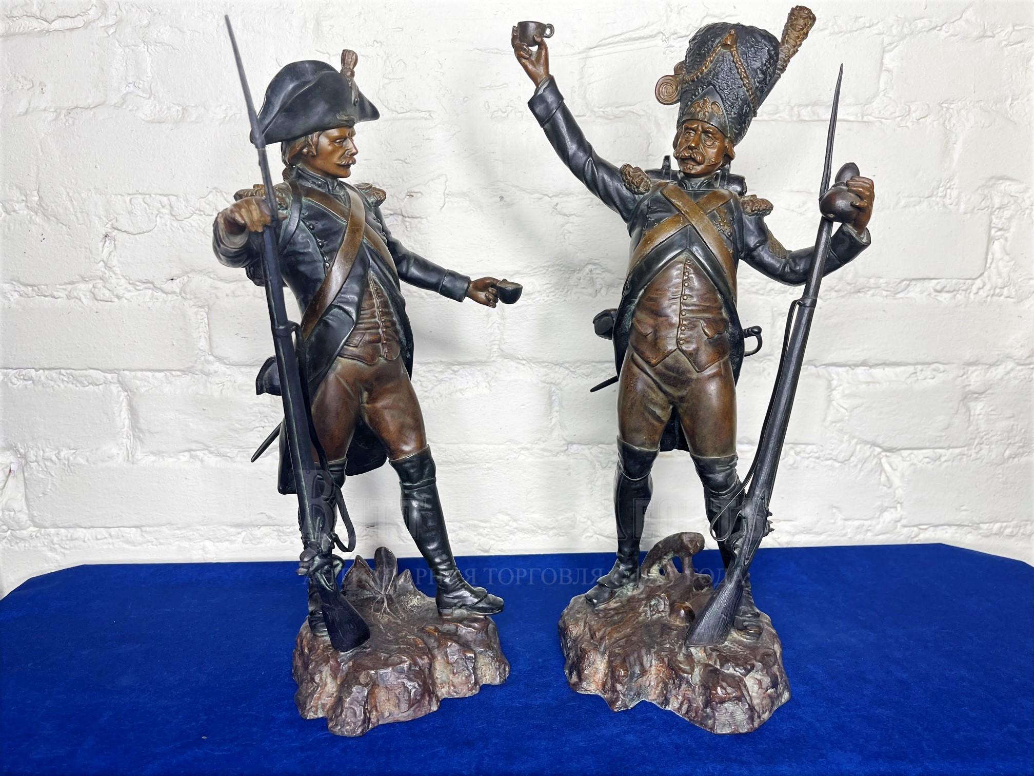 Бронзовая скульптура на военную тему 